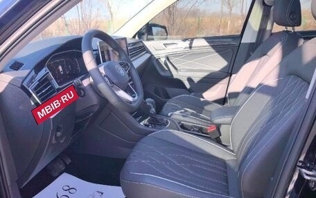 Volkswagen Tiguan II, 2023 год, 2 450 000 рублей, 7 фотография