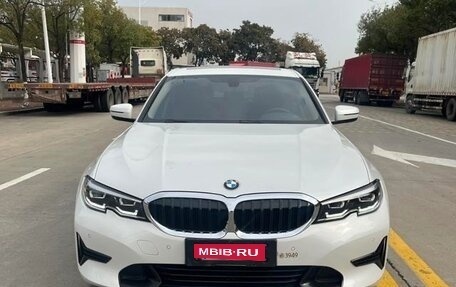 BMW 3 серия, 2022 год, 2 420 000 рублей, 2 фотография