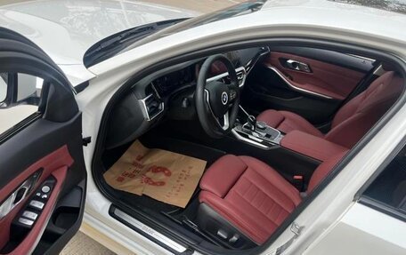 BMW 3 серия, 2022 год, 2 420 000 рублей, 8 фотография