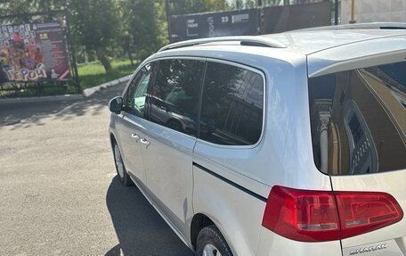 Volkswagen Sharan II, 2011 год, 1 230 000 рублей, 4 фотография