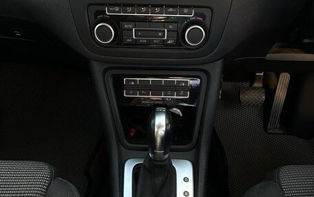 Volkswagen Sharan II, 2011 год, 1 230 000 рублей, 10 фотография