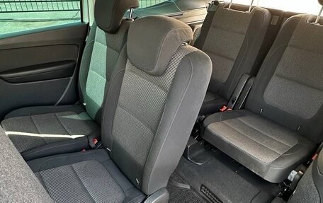 Volkswagen Sharan II, 2011 год, 1 230 000 рублей, 13 фотография