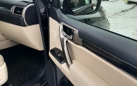 Lexus GX II, 2020 год, 7 000 000 рублей, 10 фотография