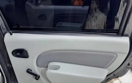 Renault Logan I, 2007 год, 400 000 рублей, 7 фотография