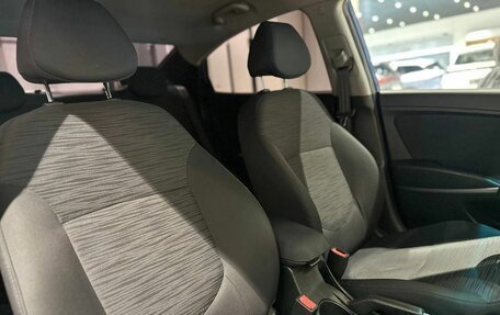 Hyundai Solaris II рестайлинг, 2016 год, 1 080 000 рублей, 14 фотография