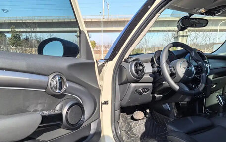 MINI Hatch, 2022 год, 1 607 250 рублей, 8 фотография