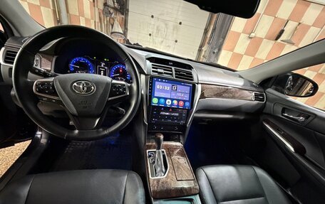 Toyota Camry, 2018 год, 2 450 000 рублей, 18 фотография