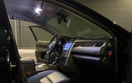 Toyota Camry, 2018 год, 2 450 000 рублей, 24 фотография