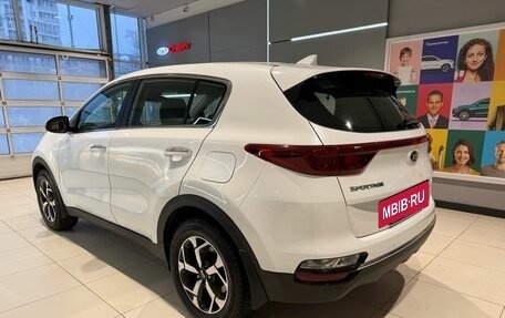 KIA Sportage IV рестайлинг, 2018 год, 1 899 000 рублей, 4 фотография