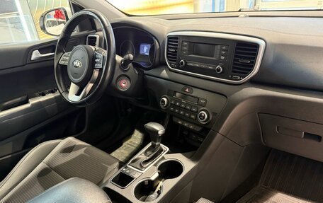 KIA Sportage IV рестайлинг, 2018 год, 1 899 000 рублей, 19 фотография