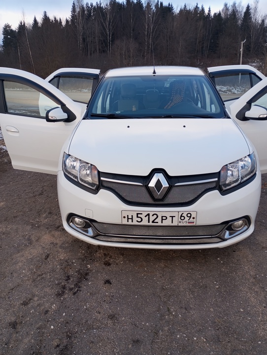 Renault Logan II, 2014 год, 570 000 рублей, 7 фотография
