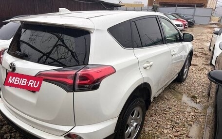 Toyota RAV4, 2015 год, 1 600 000 рублей, 4 фотография