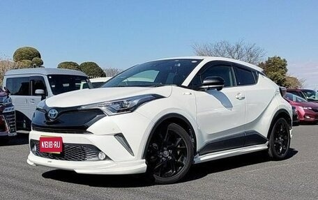 Toyota C-HR I рестайлинг, 2017 год, 1 587 000 рублей, 1 фотография