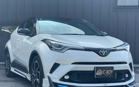 Toyota C-HR I рестайлинг, 2018 год, 1 699 000 рублей, 1 фотография