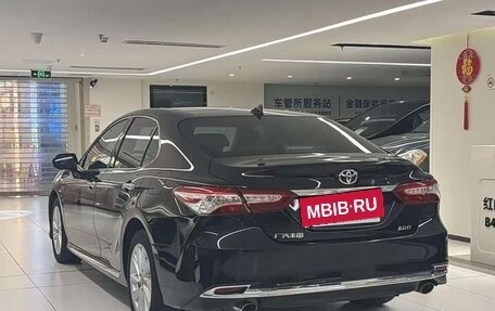 Toyota Camry, 2024 год, 1 800 000 рублей, 6 фотография