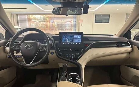 Toyota Camry, 2024 год, 1 800 000 рублей, 15 фотография