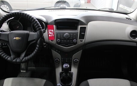 Chevrolet Cruze II, 2012 год, 728 000 рублей, 9 фотография