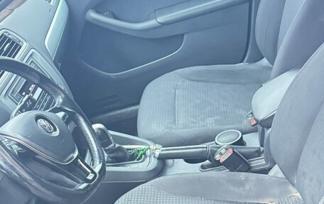 Volkswagen Jetta VI, 2017 год, 1 200 000 рублей, 5 фотография