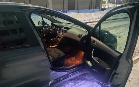 Peugeot 408 I рестайлинг, 2015 год, 830 000 рублей, 8 фотография