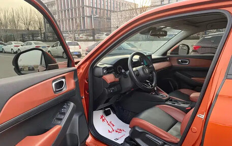 Honda Vezel, 2023 год, 1 660 000 рублей, 9 фотография