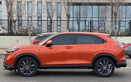 Honda Vezel, 2023 год, 1 660 000 рублей, 4 фотография