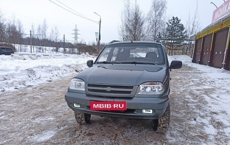 Chevrolet Niva I рестайлинг, 2005 год, 378 000 рублей, 1 фотография
