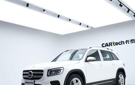 Mercedes-Benz GLB, 2021 год, 2 309 017 рублей, 2 фотография