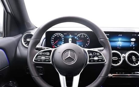 Mercedes-Benz GLB, 2021 год, 2 309 017 рублей, 19 фотография