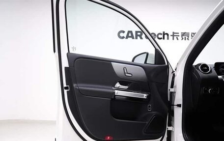 Mercedes-Benz GLB, 2021 год, 2 309 017 рублей, 29 фотография