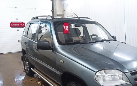 Chevrolet Niva I рестайлинг, 2005 год, 378 000 рублей, 5 фотография