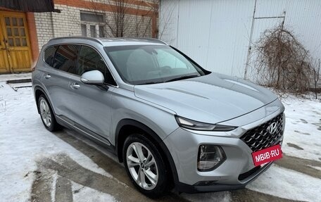 Hyundai Santa Fe IV, 2018 год, 2 820 000 рублей, 2 фотография