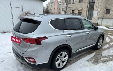 Hyundai Santa Fe IV, 2018 год, 2 820 000 рублей, 3 фотография