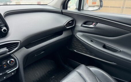 Hyundai Santa Fe IV, 2018 год, 2 820 000 рублей, 11 фотография