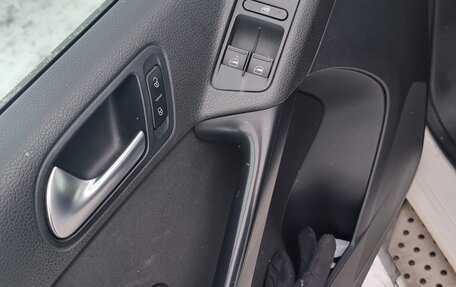 Volkswagen Tiguan I, 2012 год, 1 700 000 рублей, 17 фотография