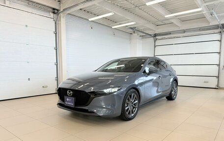 Mazda 3, 2020 год, 1 999 999 рублей, 2 фотография