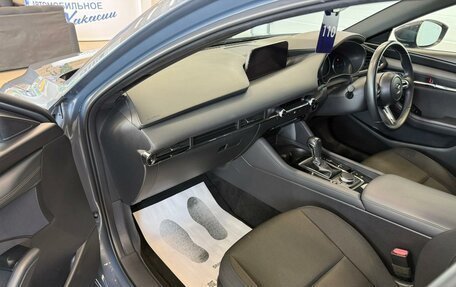 Mazda 3, 2020 год, 1 999 999 рублей, 12 фотография