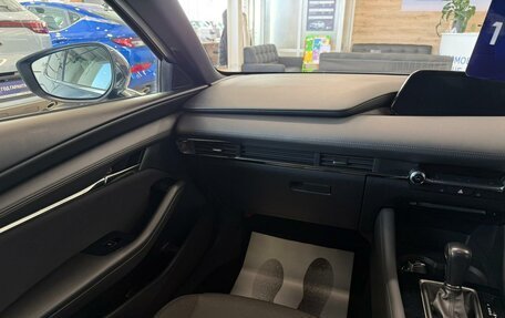 Mazda 3, 2020 год, 1 999 999 рублей, 14 фотография