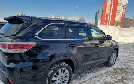 Toyota Highlander III, 2015 год, 2 400 000 рублей, 4 фотография