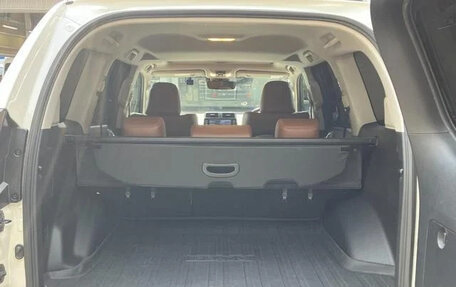 Toyota Land Cruiser Prado 150 рестайлинг 2, 2022 год, 5 890 099 рублей, 28 фотография