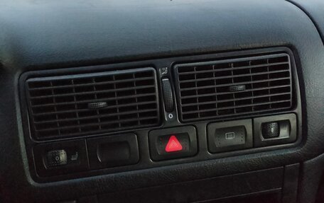 Volkswagen Golf IV, 2002 год, 230 000 рублей, 9 фотография