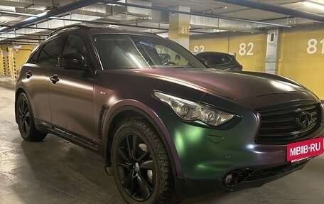 Infiniti QX70, 2014 год, 2 000 000 рублей, 2 фотография