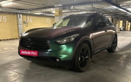 Infiniti QX70, 2014 год, 2 000 000 рублей, 8 фотография
