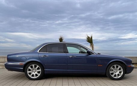 Jaguar XJ III (X350), 2004 год, 1 350 000 рублей, 4 фотография