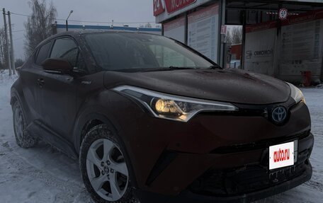 Toyota C-HR I рестайлинг, 2018 год, 1 900 000 рублей, 2 фотография