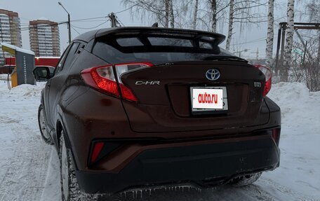 Toyota C-HR I рестайлинг, 2018 год, 1 900 000 рублей, 4 фотография