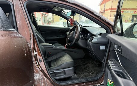 Toyota C-HR I рестайлинг, 2018 год, 1 900 000 рублей, 6 фотография