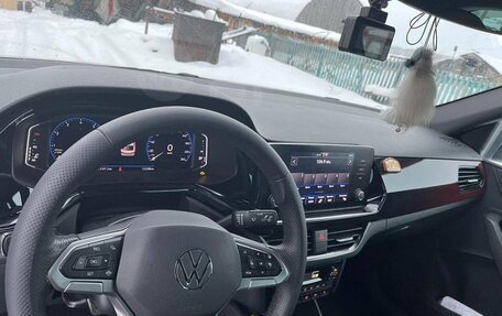 Volkswagen Polo VI (EU Market), 2021 год, 1 700 000 рублей, 2 фотография