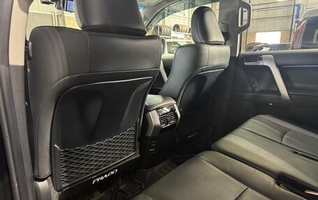 Toyota Land Cruiser Prado 150 рестайлинг 2, 2023 год, 5 790 099 рублей, 28 фотография