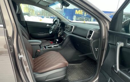 KIA Sportage IV рестайлинг, 2020 год, 2 300 000 рублей, 6 фотография