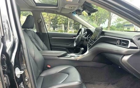 Toyota Camry, 2021 год, 1 800 230 рублей, 7 фотография